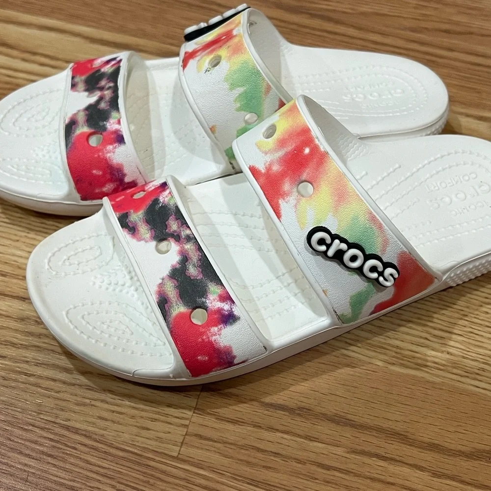 CROCS women’s size 7 flip flops - Picture 8 of 9